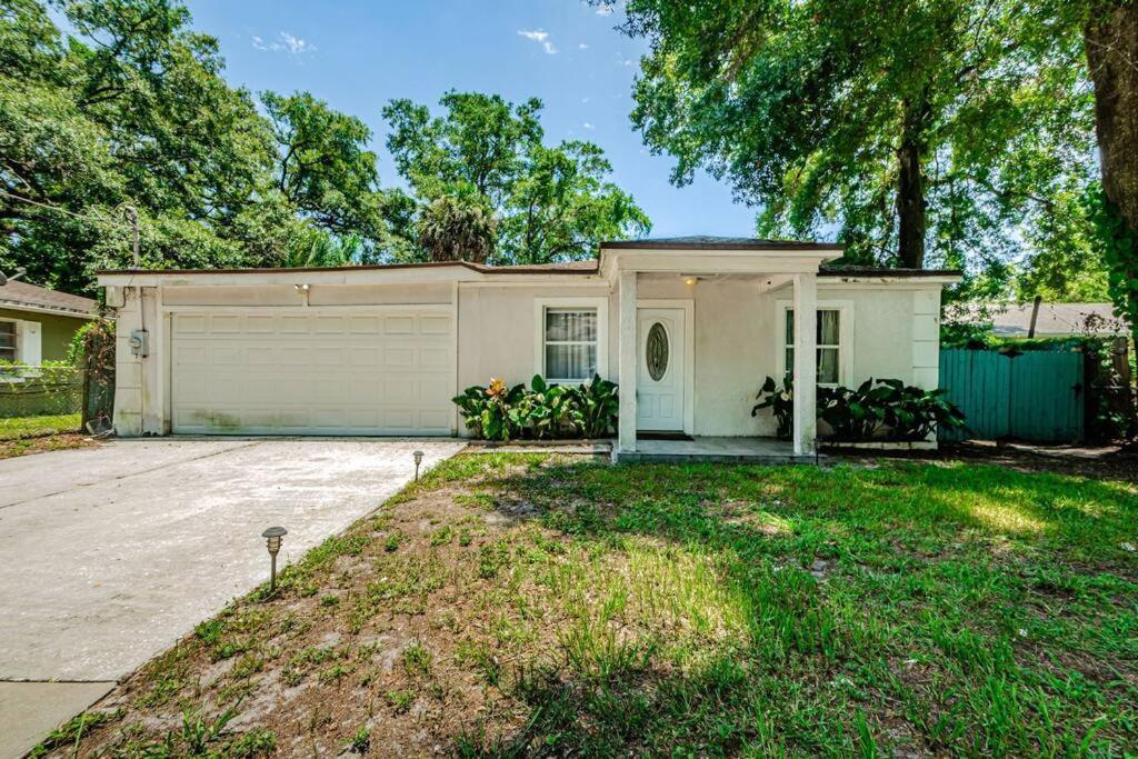Beautiful Pool House In Old Seminole Heights! Βίλα Τάμπα Εξωτερικό φωτογραφία